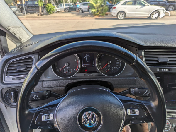 Volkswagen Golf Blueline 4