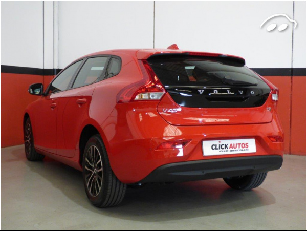 Volvo V40 2.0 122CV T2 Momentum 6