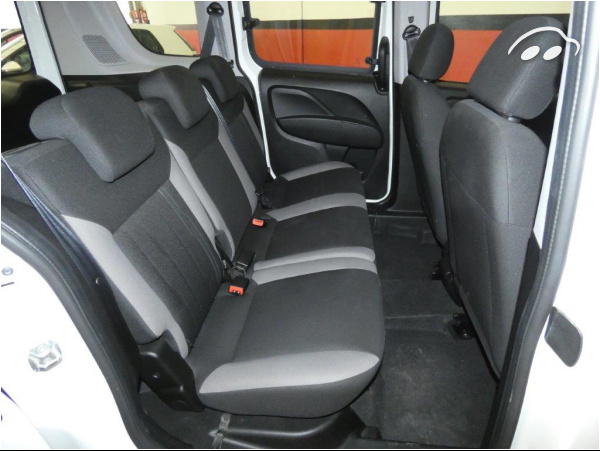 Fiat Doblo 1.3 MJET 95CV Combi 6