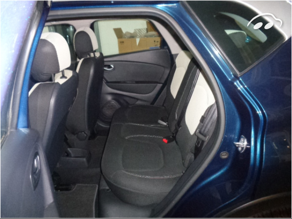 Renault Captur LIMITED 6