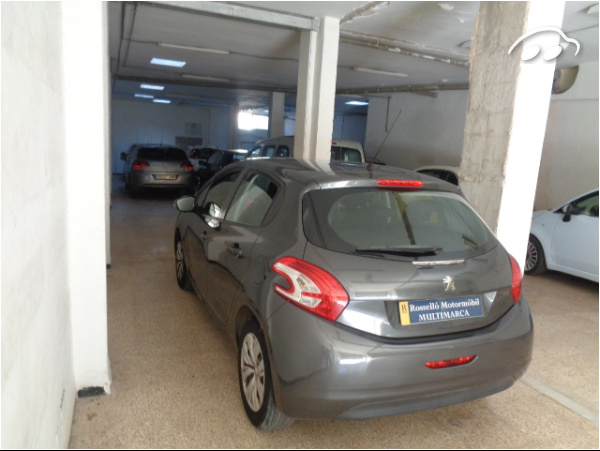 Peugeot 208 1.4 HDI ACTIVE 5