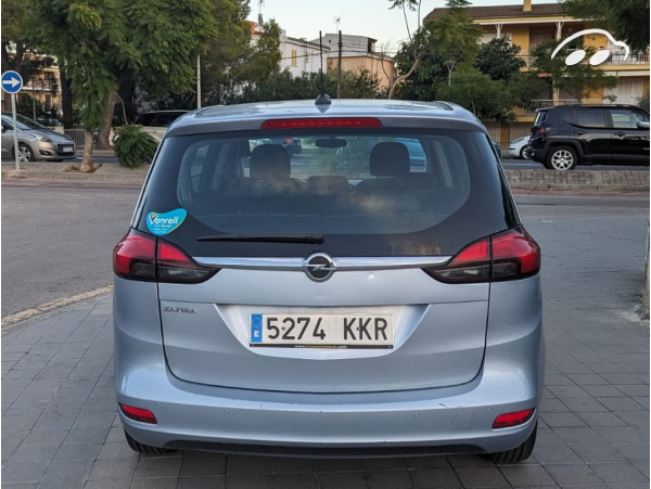Opel Zafira  3