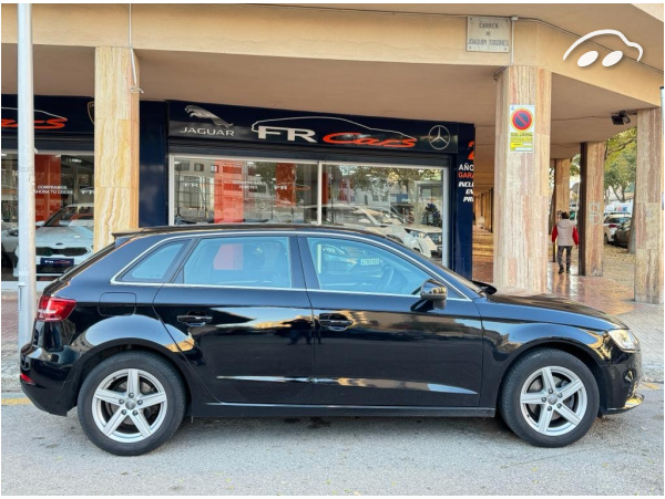 Audi A3 35 TFSI SPORTBACK 2