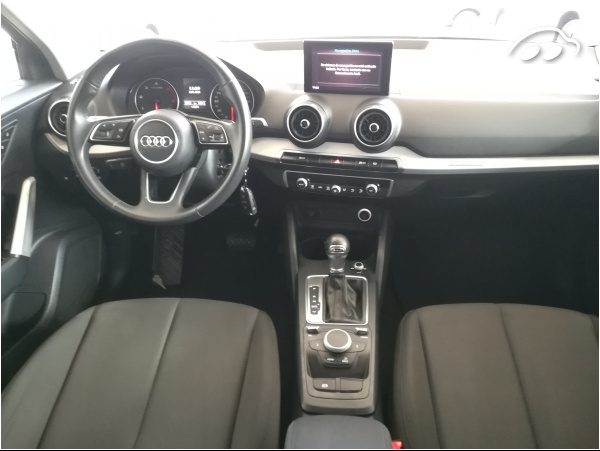 Audi Q2 ADVANCED 7