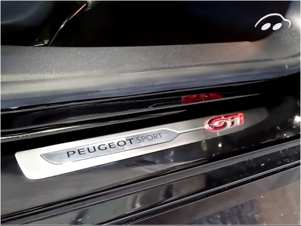 Peugeot 308  1.6 THP 200KW S&S GTI 5P 10