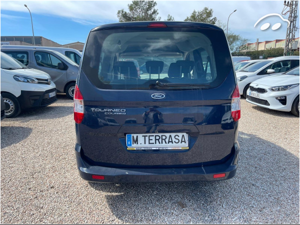 Ford Tourneo courier  11