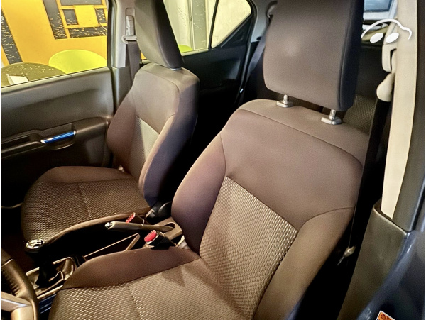 Suzuki Ignis  3