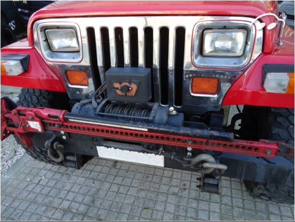 Jeep Wrangler YJ  4.0i  Soft Top 9