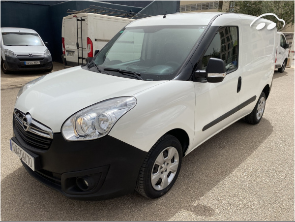 Opel Combo FURGÓN DIESEL 95 CV 4
