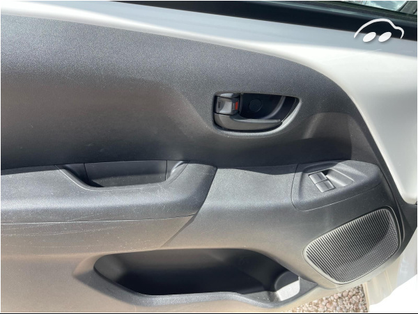 Peugeot 108 ACTIVE  8