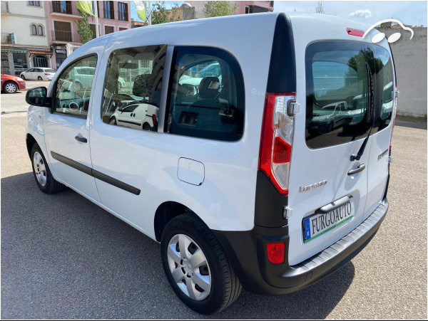 Renault Kangoo 1.5 DCI 75 CV 4