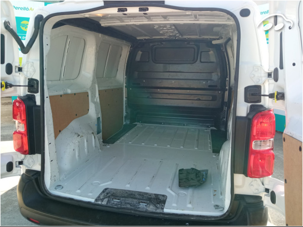 Opel Vivaro 1.5 DIESEL 100 M STANDAR 2