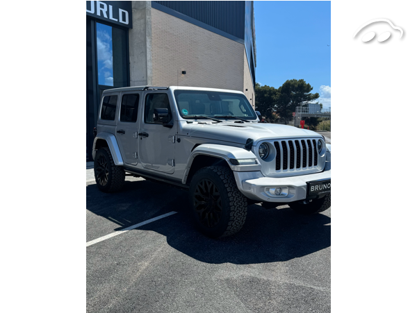 Jeep Wrangler Sahara 3