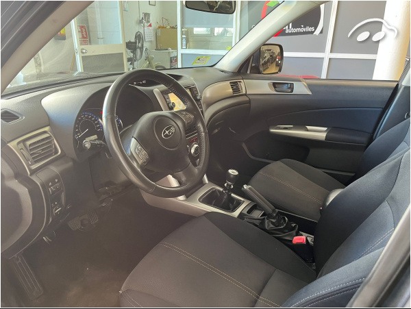 Subaru Forester 2.0 D 3