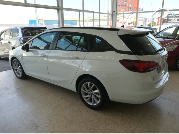 Opel Astra 1.5 SPORT TOURER 2