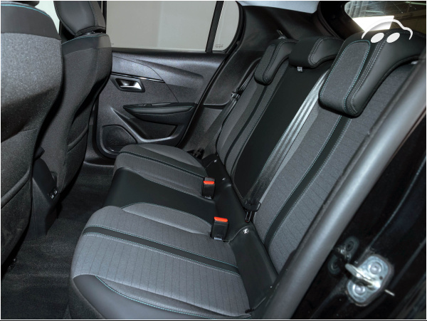 Peugeot 208 ALLURE 1.2 PTECH 100CV 11