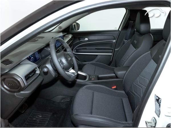 Jeep AVENGER ALTITUDE MHEV 1.2 110CV 11