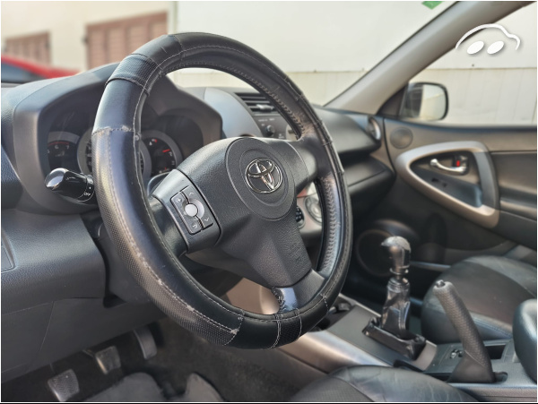 Toyota Rav4 2.2 11