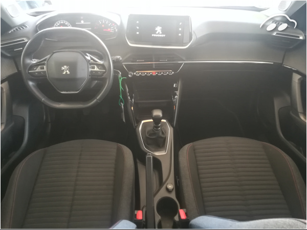 Peugeot 2008 1.5 5