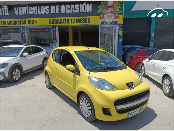 Peugeot 107 1.0 Urban 1