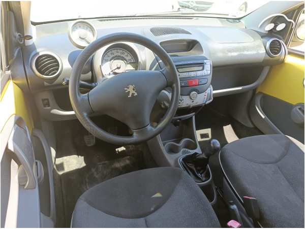 Peugeot 107 1.0 Urban 7