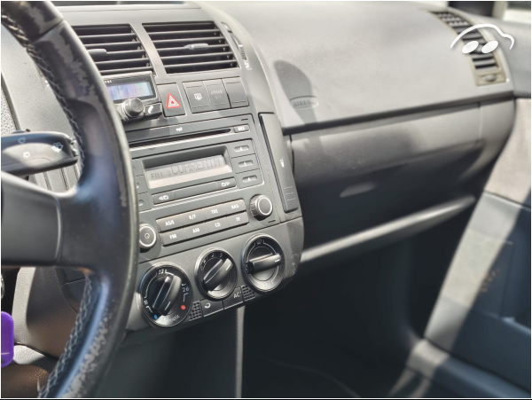 Volkswagen Polo 1.4 8
