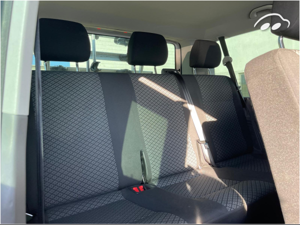 Volkswagen CARAVELLE  6