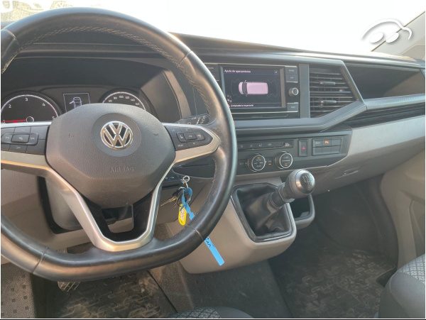 Volkswagen CARAVELLE  3