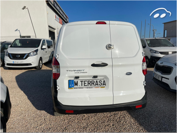 Ford Tourneo courier  9