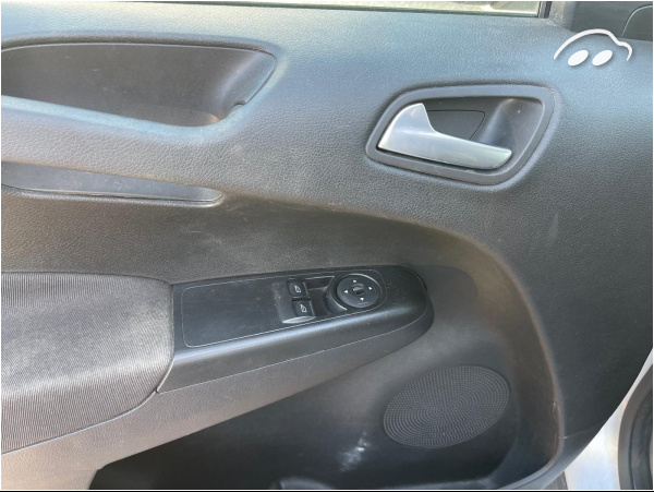 Ford Tourneo courier  7