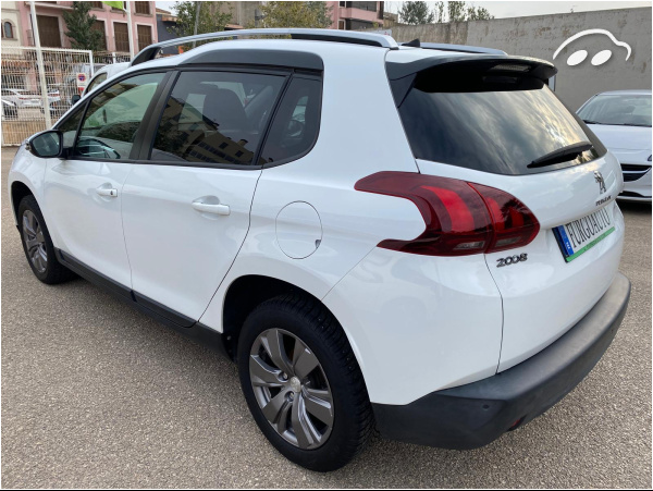Peugeot 2008 STYLE 1.2 82CV 5P 3