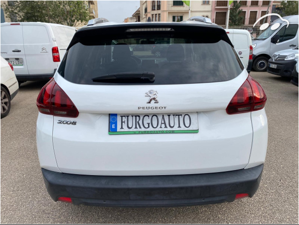 Peugeot 2008 STYLE 1.2 82CV 5P 5