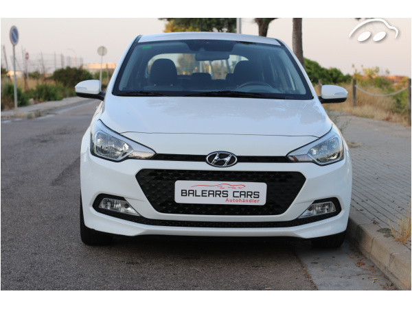 Hyundai i20 1.2 4 cilindros 1