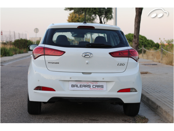 Hyundai i20 1.2 4 cilindros 6