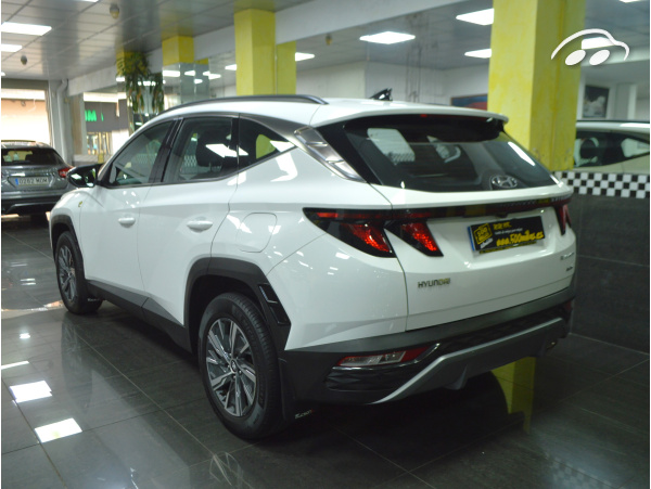 Hyundai Tucson 1.6 T-GDI HYBRID MAXX 3