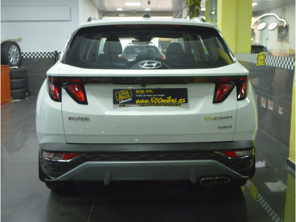Hyundai Tucson 1.6 T-GDI HYBRID MAXX 4