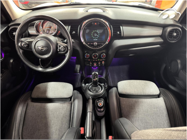 Mini Cooper 5P AUTOMÁTICO  9