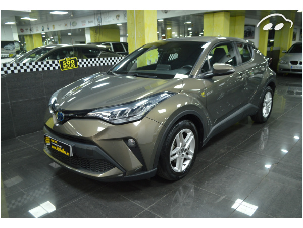 Toyota C-HR 1.8 125H ACTIVE 1