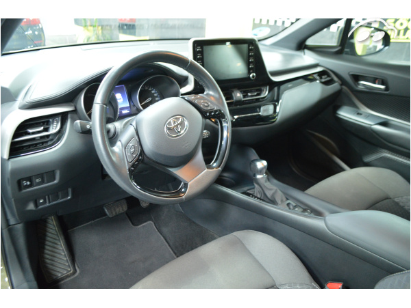 Toyota C-HR 1.8 125H ACTIVE 9