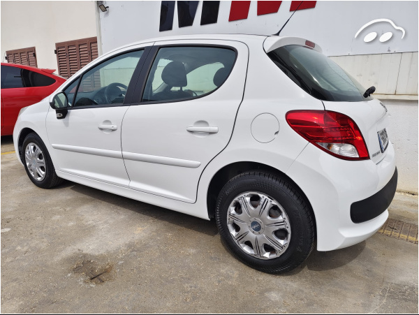 Peugeot 207 1.4 4