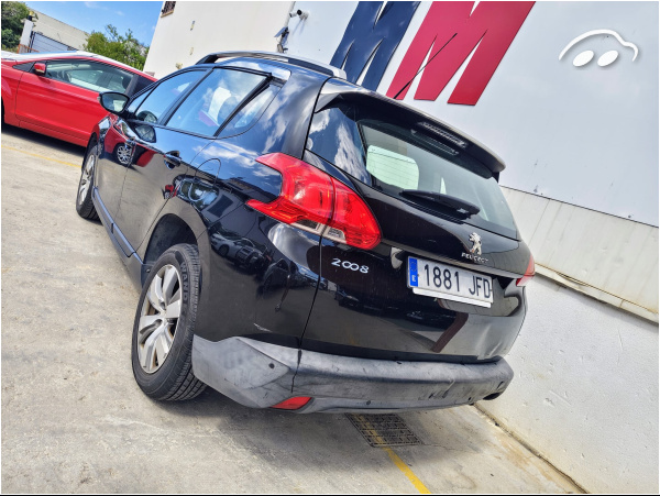Peugeot 2008 1.2 4