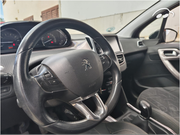 Peugeot 2008 1.2 10