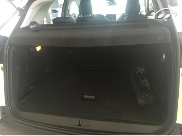 Peugeot 3008 1.5 9