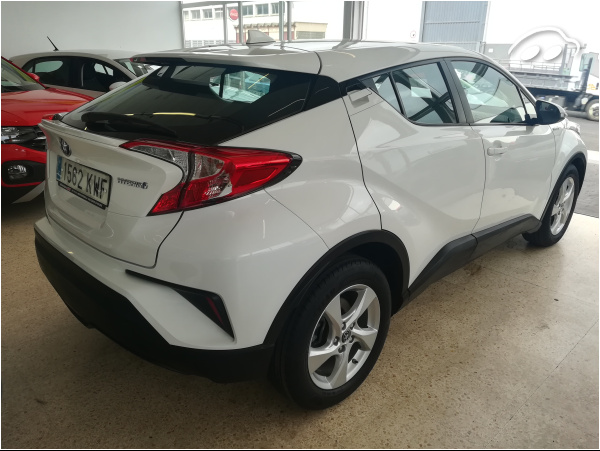 Toyota C-HR 1.8 4