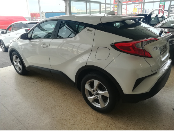 Toyota C-HR 1.8 3