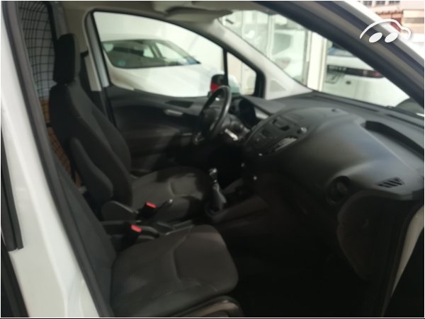 Ford Transit courier AMBIENTE 4