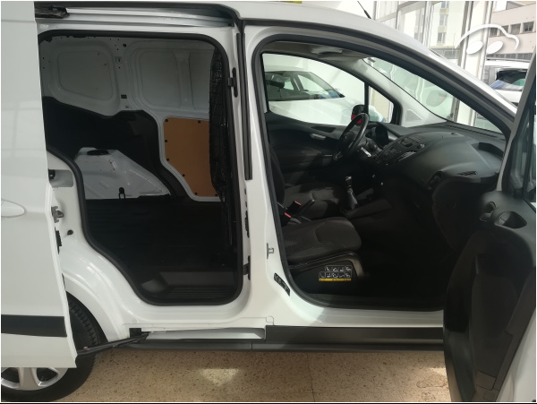 Ford Transit courier AMBIENTE 5