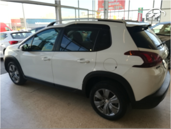 Peugeot 2008 1.5 8