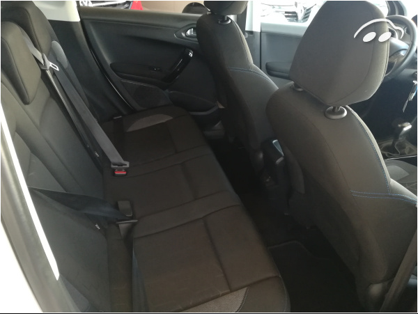 Peugeot 2008 1.5 3