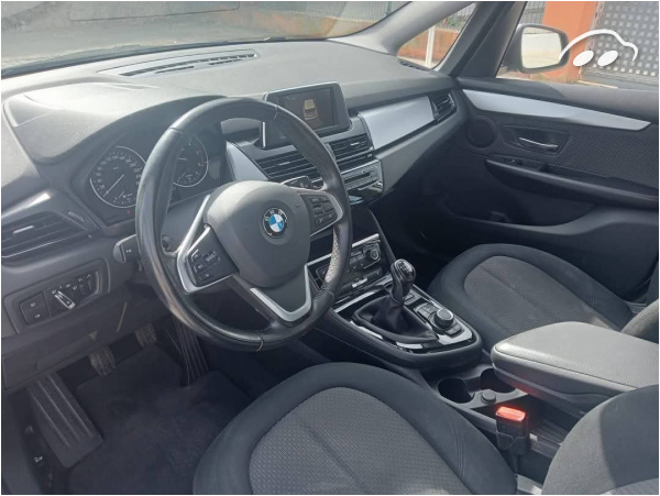 Bmw Serie 2 214 D Gran Tourer 7 plazas 12